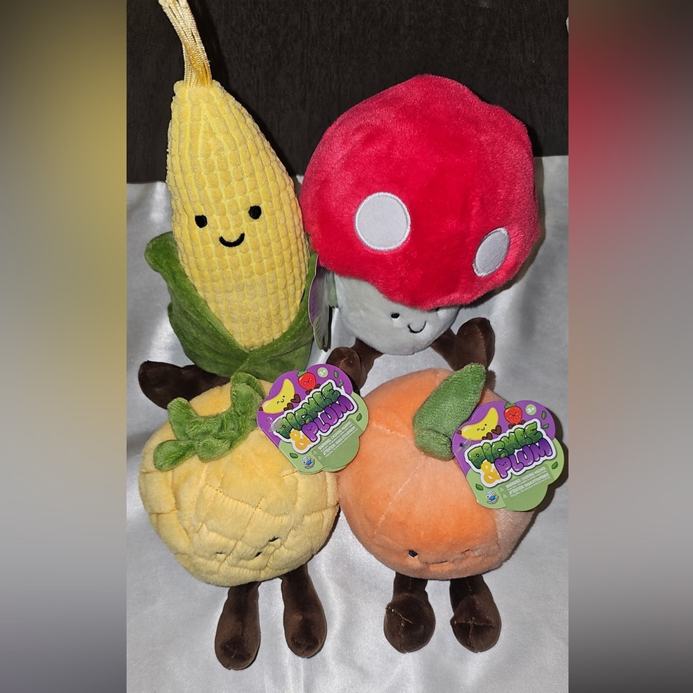 Set of 4 Pickle & Plum Plush